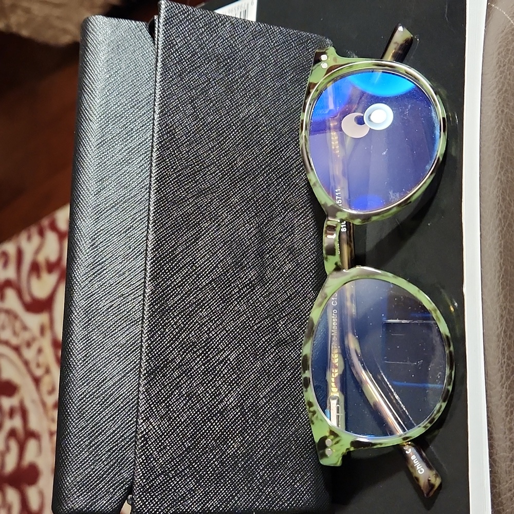 Prive Revaux The Maestro Blue Light Readers strength 2.5